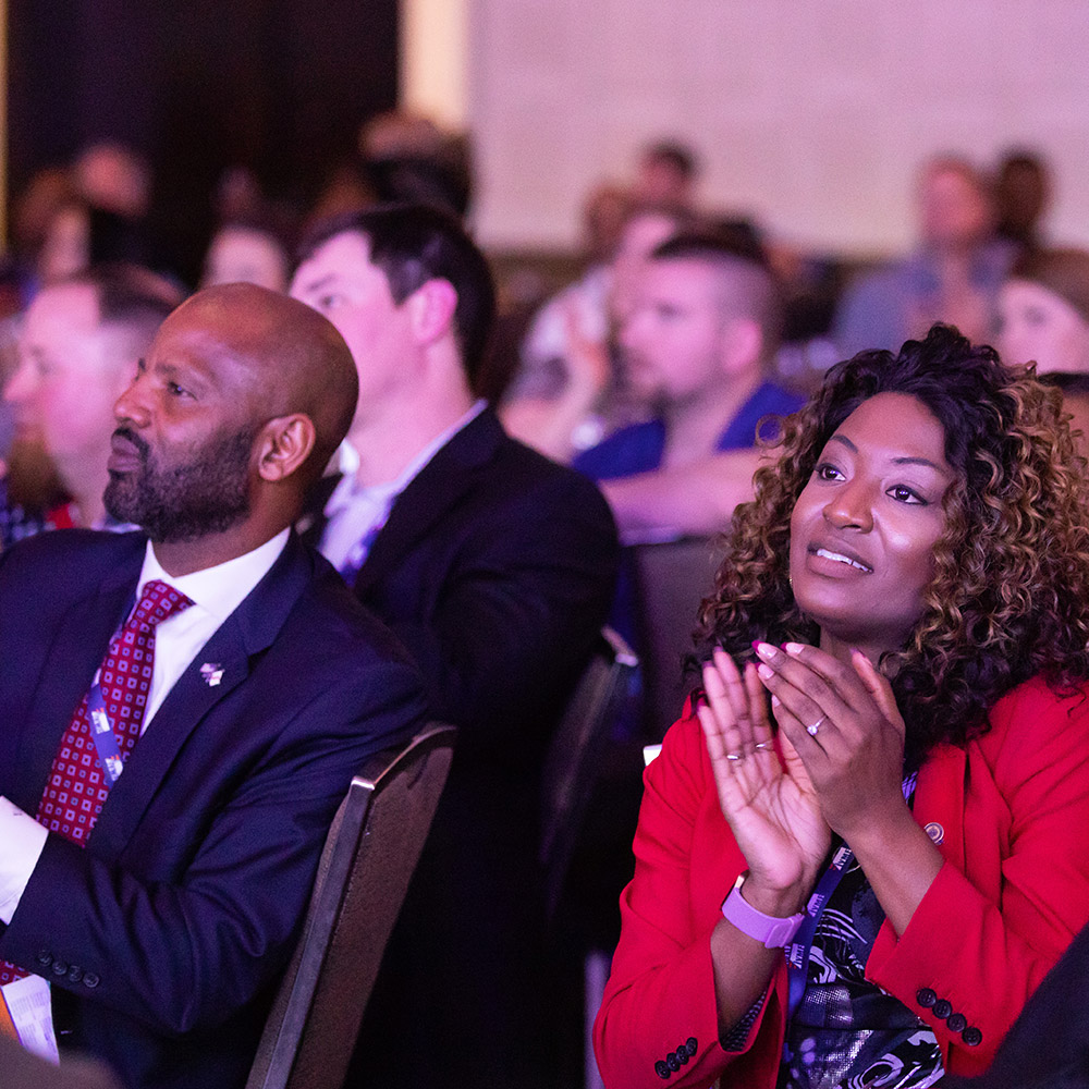 V-wise participants clapping.