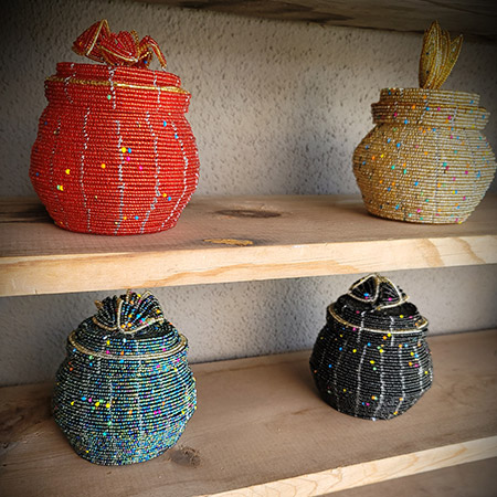 Dynamic vision international inc pots on shelves. Dynamic vision international inc pots on shelves.